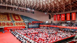 中国石油大学建校70周年创新发展大会在青岛举行