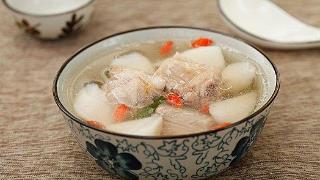 山药煲汤的两种做法，常喝健脾养胃，润燥排毒