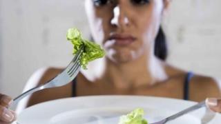 减肥还在节食，别傻了！来学学这5款蔬菜汤，让你轻松减肥