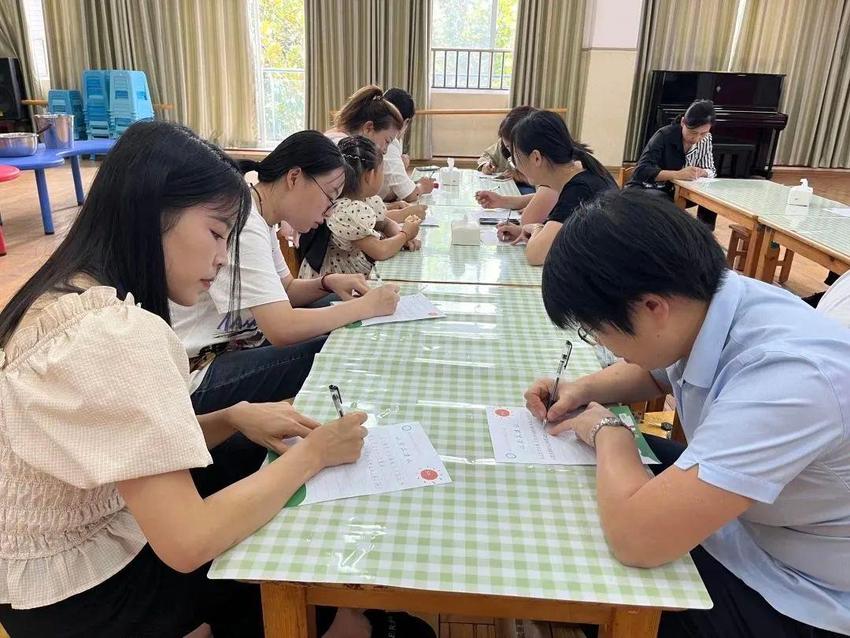 泰安市岱岳区实验幼儿园家长体验式早餐品尝会