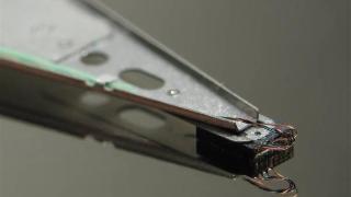 SSD降价大杀四方：机械硬盘2028年停售？！存储厂商言论被炮轰