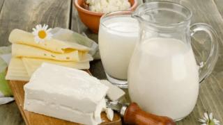 牛奶、酸奶、奶乳饮料，糖尿病患者选哪个更加好呢？