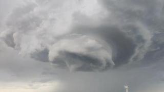 内蒙古科尔沁区上空出现超级单体风暴，快来看看吧