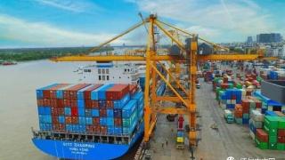 1至7月底，共有390艘集装箱货船停靠缅甸仰光港口