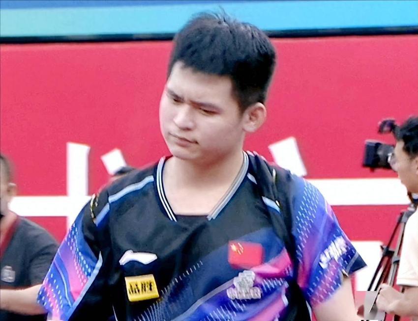 热身赛：樊振东拒绝被爆冷 决赛击败18岁新星
