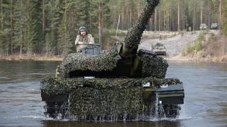 军事专家：前线尚未见到豹2坦克，但并不意味着它们不在乌克兰