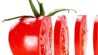 这几种食物不适合与西红柿同食，尤其是第三种危害很大，要谨记
