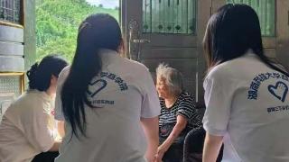 湖南科技大学实践团：慰问高龄独居老人 绘就乡村振兴底色