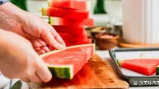 夏天，少吃西瓜黄瓜多吃“它”，一生津、二润肠、顺利过盛夏！