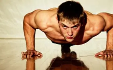 男人每天做50个俯卧撑，除了可以增肌减脂以外，还有这3大好处！