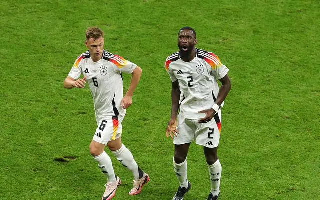 德国与瑞士1-1绝平，探讨媒体与球迷观点