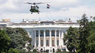 媒体：拜登的新直升机已转入备用状态 该机烧毁白宫草坪