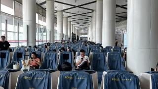 旅客吐槽太原机场登机口“全是按摩椅”？ 机场：两个登机口间有百多把，近期将调整