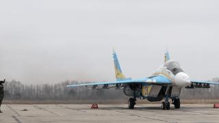 俄媒：俄军打击克里沃罗格市附近一机场，摧毁5架乌军战机