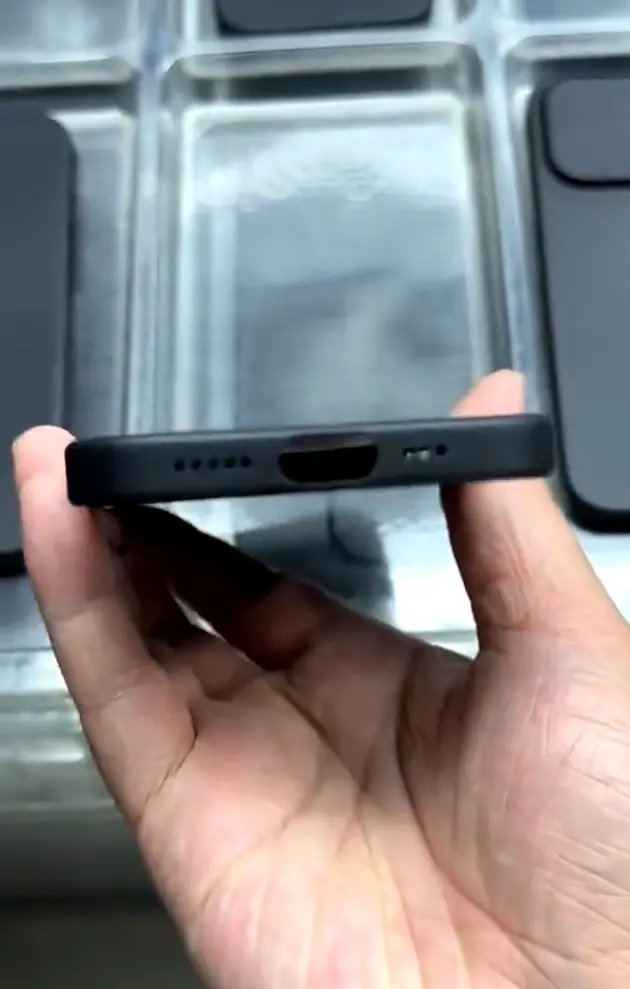 苹果iPhone15 Pro Max手机保护壳曝光 传承16年静音键首次被取代