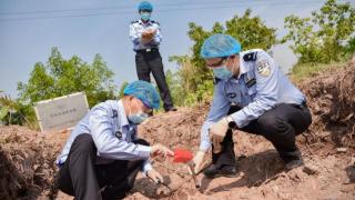 重庆南岸警方破获特大非法倾倒污染环境案