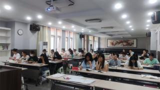 郑州市管城区春晓小学教育共同体开展小学语文教材教法培训活动