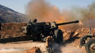 俄空天部队在叙利亚摧毁两个武装分子基地