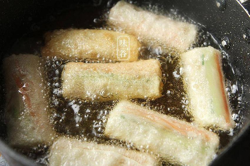 饺子皮不包饺子，试试这5种花样做法，简单省事美味，孩子也爱吃