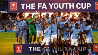 足球——英格兰青年足总杯:曼城夺冠