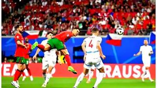 土耳其大胜欧洲杯登顶！葡萄牙翻车，C罗纪录被破！