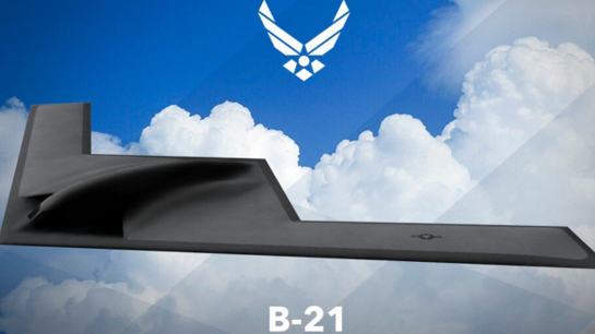 技术派｜美国B-21隐身轰炸机现身，并非缩水版“幽灵”