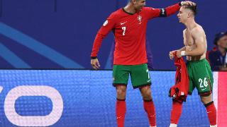 自2000年以来，葡萄牙首次在欧洲杯通过补时绝杀赢下比赛