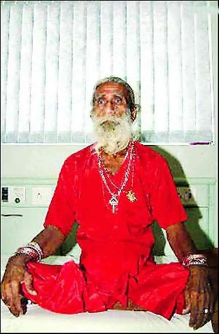 印度91岁僧人78年不吃不喝？军方在其房间装上监控，最终发现真相
