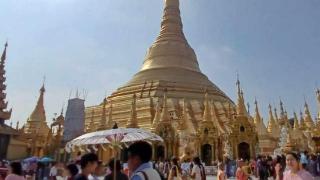 缅甸神圣的佛教圣地，一个月吸引5000多外籍游客进入拜佛朝圣