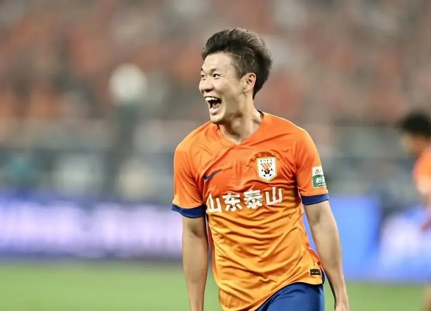 李源一被追加停赛无缘客战韩国队比赛，王大雷有望出任国足队长