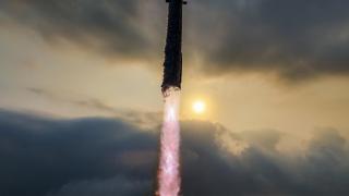人类史上最强！马斯克宣布星舰8月第5次试飞：回收超大胆 要用塔架接火箭