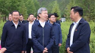 北京密云区党政代表团赴玉树市对接对口支援工作