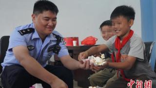 广西钦州：警务区里的帮扶工作站 助未成年人健康成长