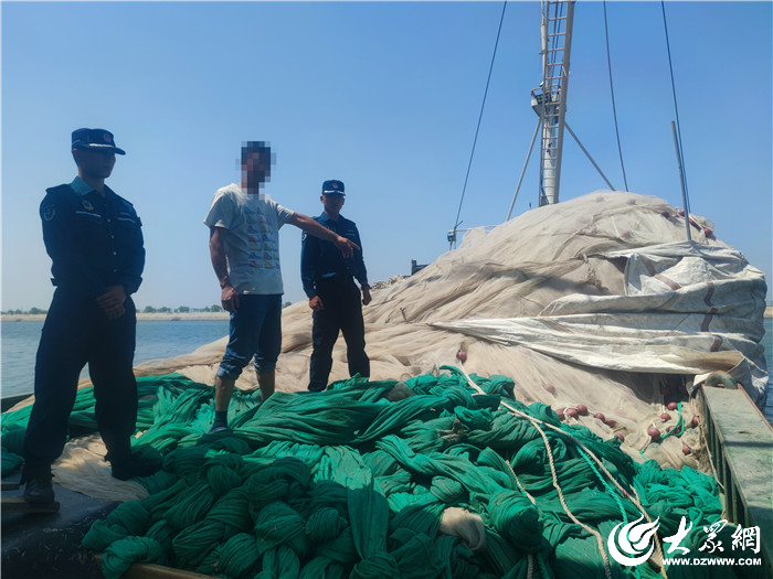 渔获物1万余斤！山东东营海警局东营港工作站查获一起非法捕捞案