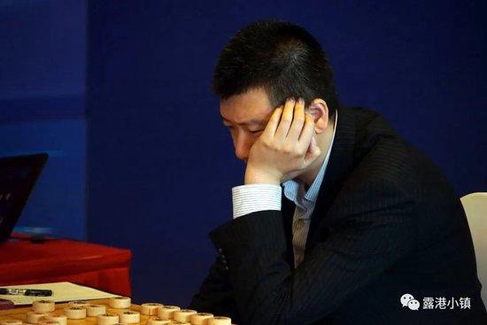 上海地标见证血性谢靖 本土棋手首次登顶上海杯