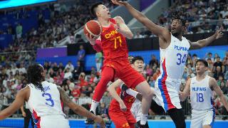 中国男篮1分不敌菲律宾队 无缘决赛