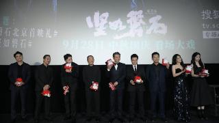 雷佳音谈与张艺谋合作：不在乎番位，能找到表演最原始的快乐