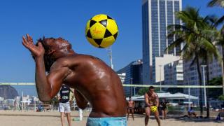 足排球——巴西里约沙滩的动感风景线