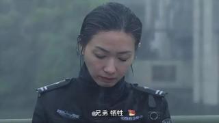 《人民警察》：为了强制煽情而弱化特警力量，这剧情真的很下头！