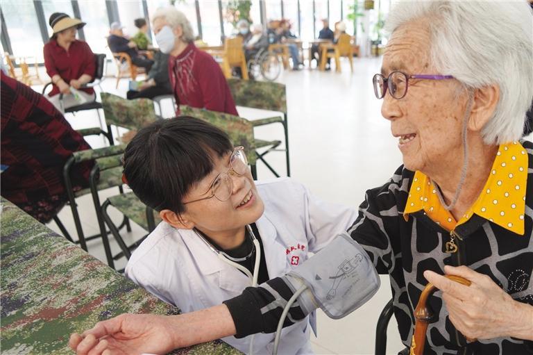 三爱堂医院助力老年人营养健康