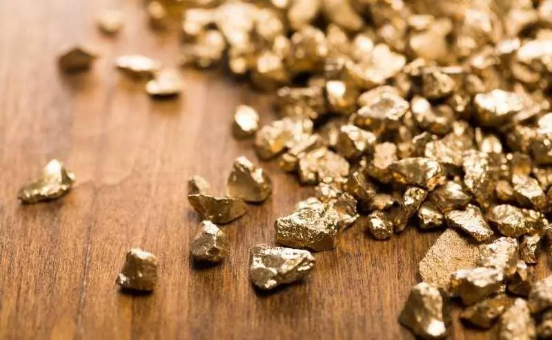 古代的“吞金自尽”到底是吞什么，是把黄金吃下去吗？