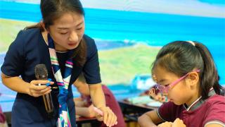 郑州高新区外国语小学开展“基于课程标准的单元教学”三校联合教研活动