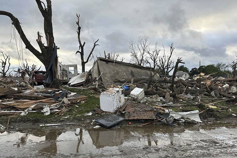 美国艾奥瓦州遭龙卷风袭击 已致4死35伤