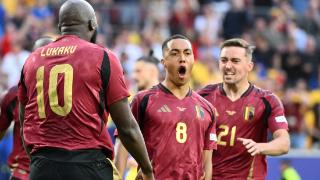 德布劳内破门，比利时队迎首胜，欧洲杯最混乱小组出现