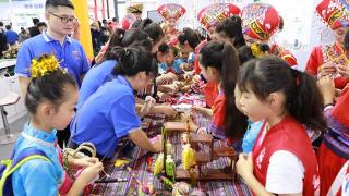 广西国际壮医医院亮相首届广西中医药产业交流大会