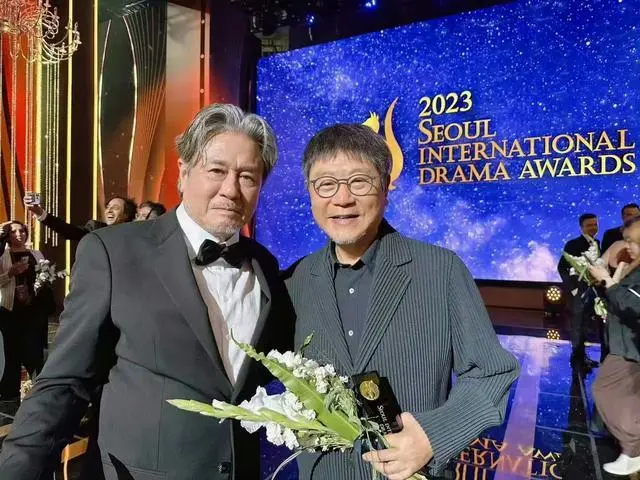 范伟凭借《漫长的季节》获首尔电视剧大赏最佳男主角