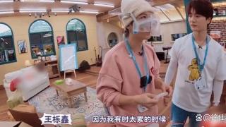 王栎鑫带呼吸机上节目，网友：心疼三秒钟！
