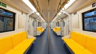青岛发布全球首列商用碳纤维地铁：重量更轻 年内载客