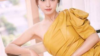 张嘉倪淡黄色连衣裙，清新又减龄，打造优雅时髦魅力