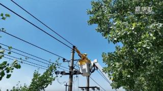 河北：带电作业常态化保证居民正常用电